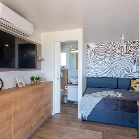 Holiday home Beautiful In With Kitchen *