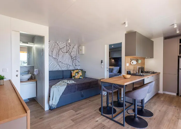 Feriehus Beautiful In With Kitchen