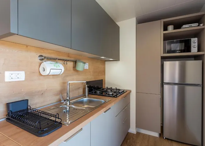 Beautiful In With Kitchen