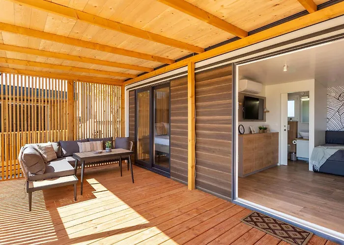 Beautiful In With Kitchen